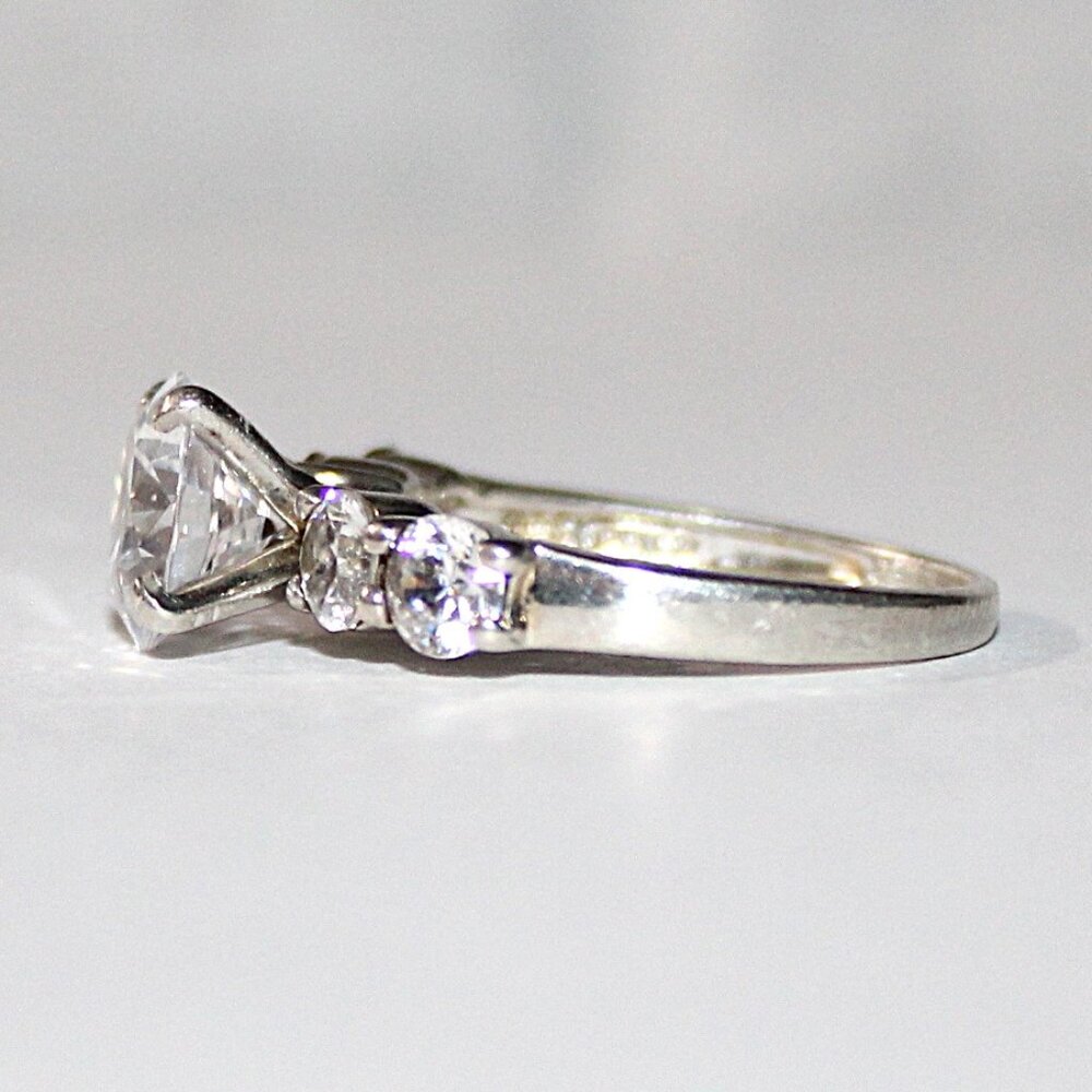 Sterling Silver Cubic Zirconia Ring Size 6 - Picture 2 of 7
